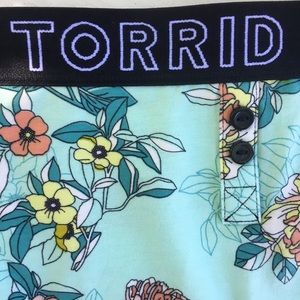 torrid Intimates & Sleepwear - NWT TORRID COTTON LOGO PANTY SZ 2x torrid Intimates & Sleepwear - NWT TORRID COTTON LOGO PANTY SZ 2x